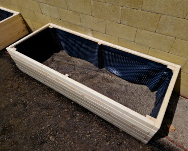 4 Easy Ways to Turn Raised Beds Into Self-Watering Gardens That Thrive in Summer Heat & Drought – Even When You Leave Town