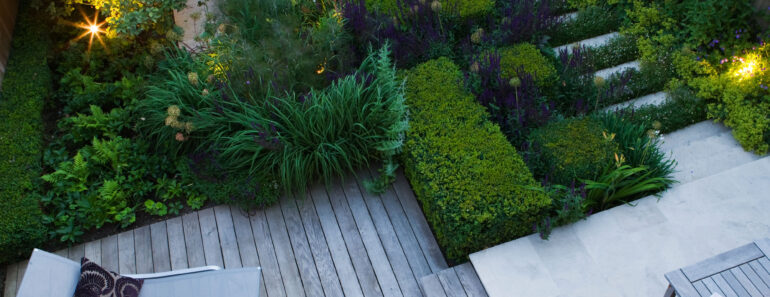 9 Clever Landscape-Design Tricks to Make a Boxy Backyard Feel Big and Beautiful 9 Clever Landscape-Design Tricks to Make a Boxy Backyard Feel Big and Beautiful