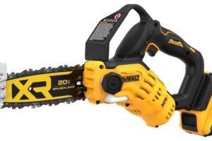 DeWalt 20V MAX 8″ Brushless Chainsaw Review: Small Tool, Big Power