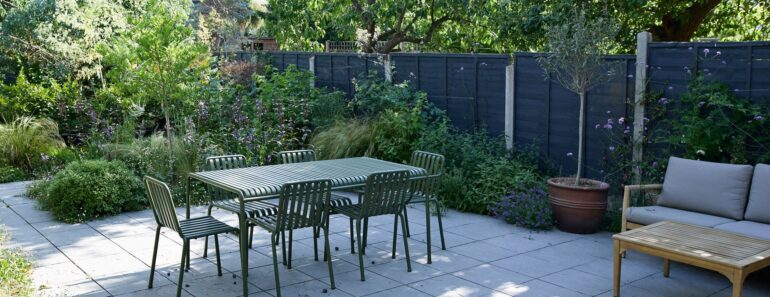 9 Clever Landscape-Designer Tricks to Brighten a Shady, North-Facing Garden that You Can DIY Yourself 9 Clever Landscape-Designer Tricks to Brighten a Shady, North-Facing Garden that You Can DIY Yourself